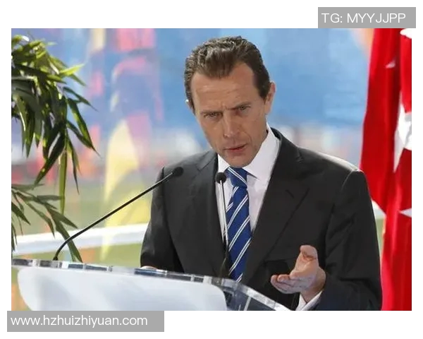 探寻足球界的游侠传奇这位明星的绰号背后故事揭秘